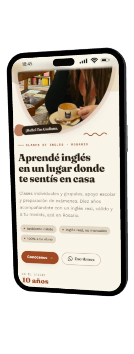 La web de Cozy with Giuli en el celular